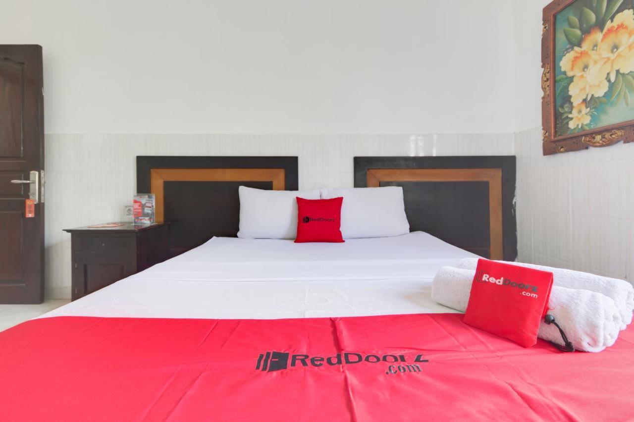 Reddoorz Near Stadion Kompyang Sujana Bali Denpasa Buitenkant foto